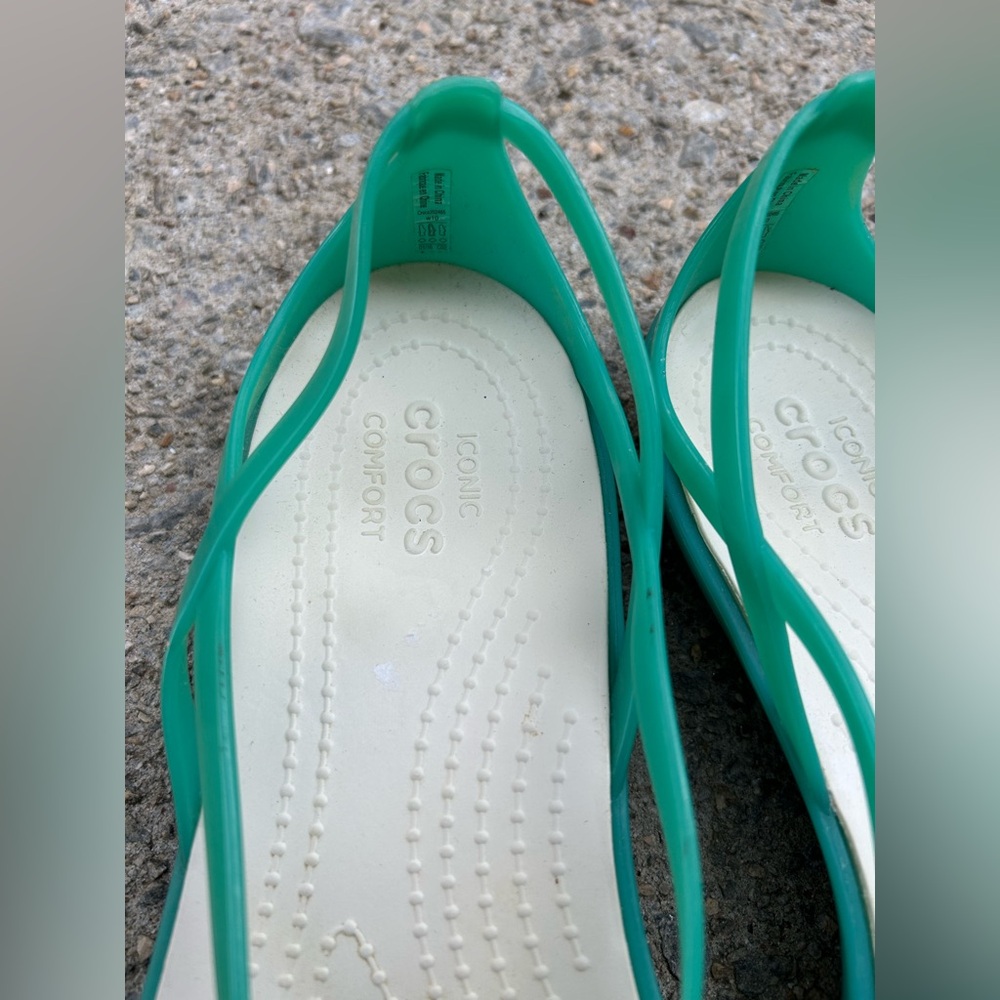 CROCS Women's Green and Multicolor Strappy Sandals - Picture 2 of 6